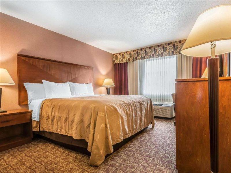 The Hamburg Hotel Bagian luar foto