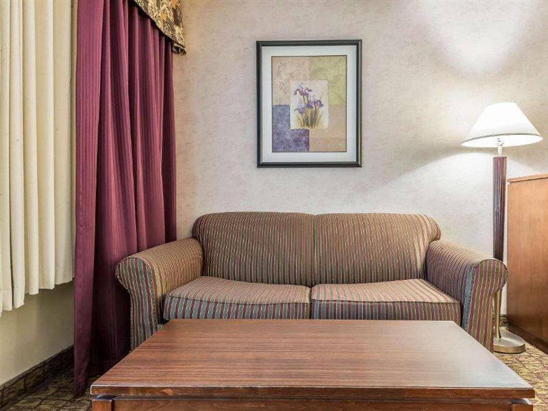 The Hamburg Hotel Bagian luar foto