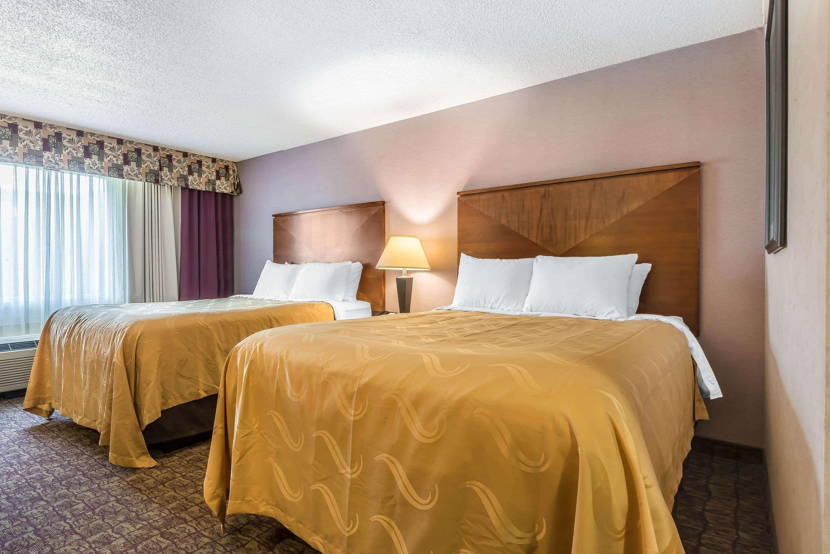 The Hamburg Hotel Bagian luar foto