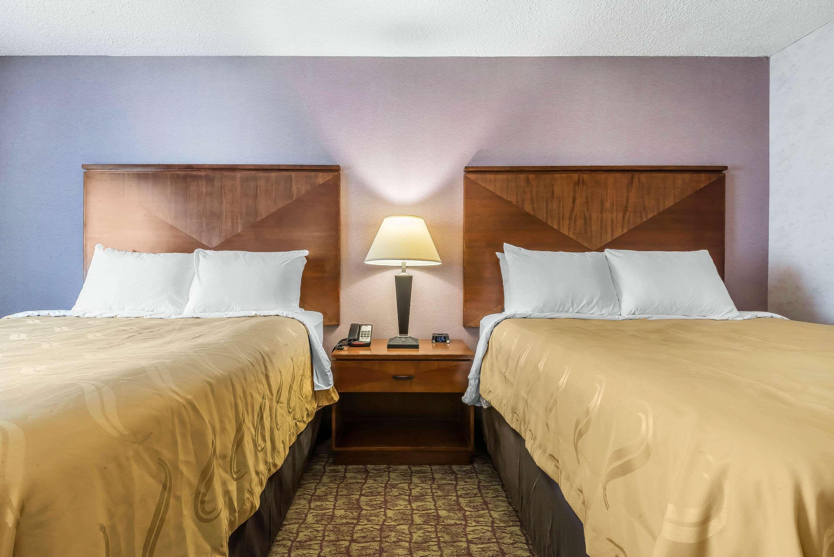 The Hamburg Hotel Bagian luar foto