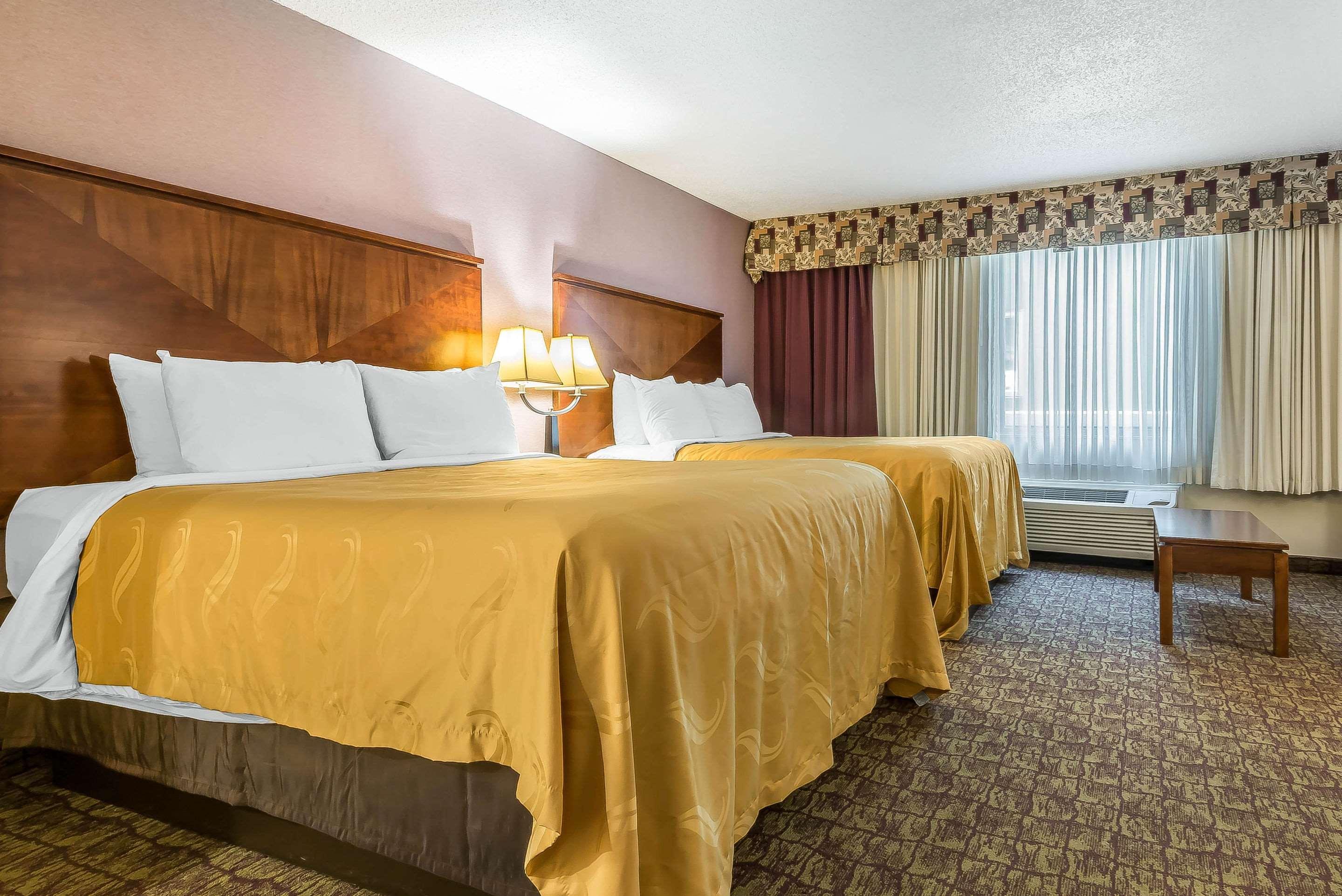 The Hamburg Hotel Bagian luar foto