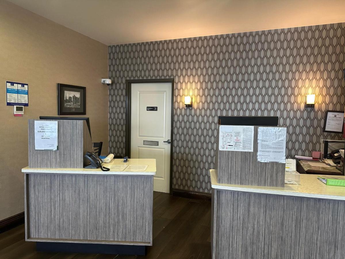 The Hamburg Hotel Bagian luar foto