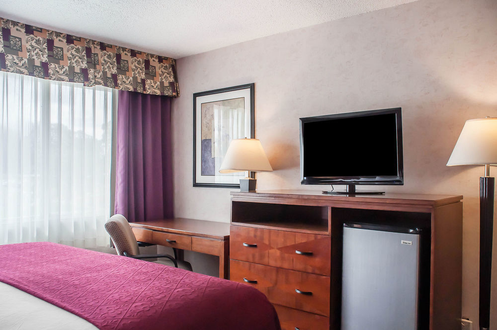 The Hamburg Hotel Bagian luar foto